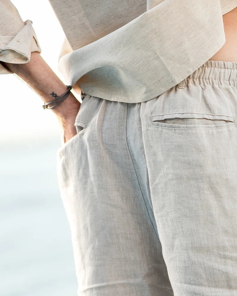 The Aspen Linen Short – Refined Simplicity in Light Grey