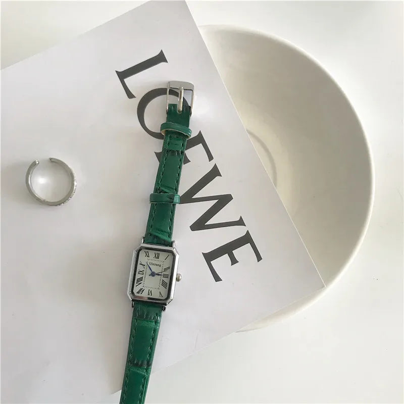 Vintage Roman Numeral Leather Watch — Classic Grace for Timeless Moments